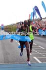 Mo Farah wins the mens 2014 BUPA Great North Run. Photo: David T. Hewitson/Sports for All Pics